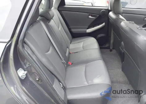 2015 Toyota Prius Four z USA, uszkodzony, nr VIN JTDKN3DU9F0425878